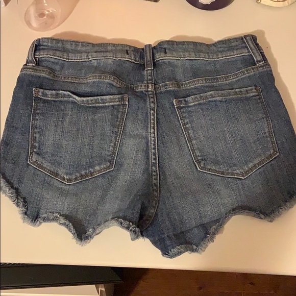 ** SOLD**M Boutique Jean shortsa - Picture 3 of 3